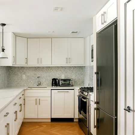 Apartment Elegant East Side New York
