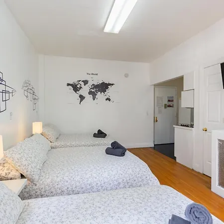 Apartment Plus, Next To The Korea-town *