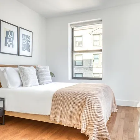 Apartment Uws 1br W Elevator Doorman Gym Nr Park Nyc-1006 New York