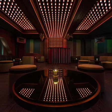 Hotel Moxy Brooklyn Williamsburg 3*