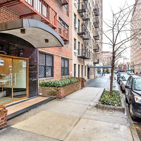 W Village 1br W Elevator Wd Nr Subway Nyc-762 Apartment