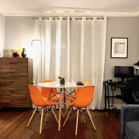 Heart Of Chelsea! Apartment *