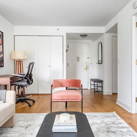 Apartment Uws 1br W Gym Doorman Nr Julliard Nyc-832 *