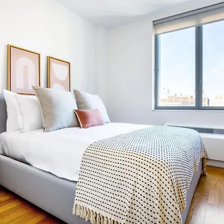 Apartment Hells Kitchen 1br W Doorman Nr Park Nyc-525