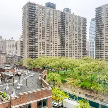Apartment Uws 1br W Gym Doorman Nr Julliard Nyc-832 New York