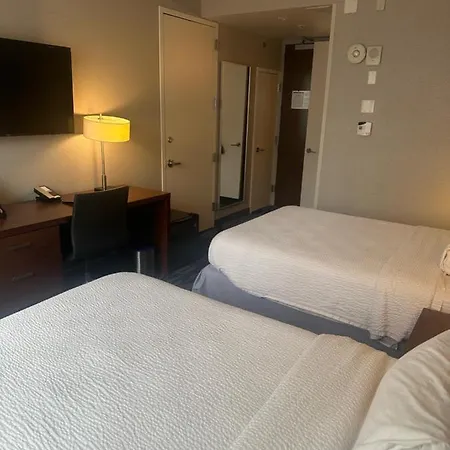 Fairfield & By Marriott Brooklyn Hotel
