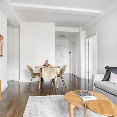 Uws 2br W Elevator Dm Gym Nr Park Nyc-662 Apartment *