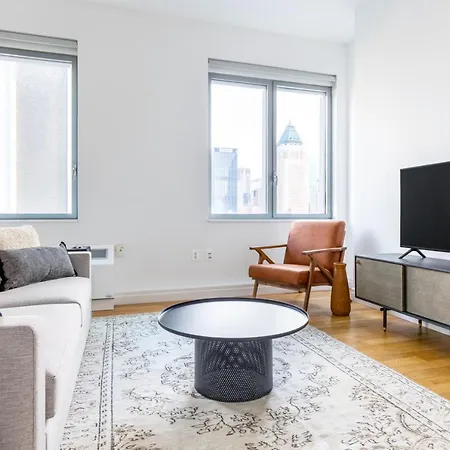 Apartment Hells Kitchen 2br W Doorman Nr Park Nyc-522