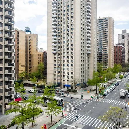 Uws 1br W Doorman Gym Parking Nr Park Nyc-596 *