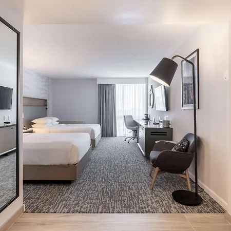Doubletree By Hilton Jfk Airport 3*