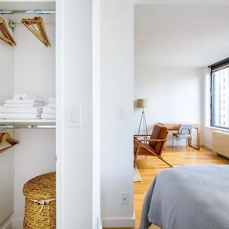 Sutton Place W Gym Nr Park Nyc-517 Apartment