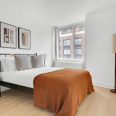 Apartment Uws 1br W Gym Doorman Nr Julliard Nyc-834 *