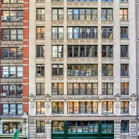Nomad 1br W Wd Elevator Roof Nyc-1055