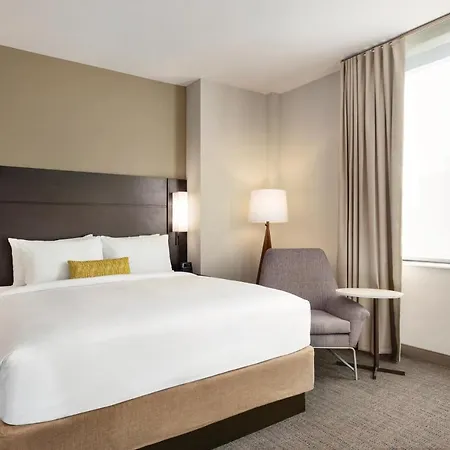 By Marriott Jfk Airport Hotel 3*