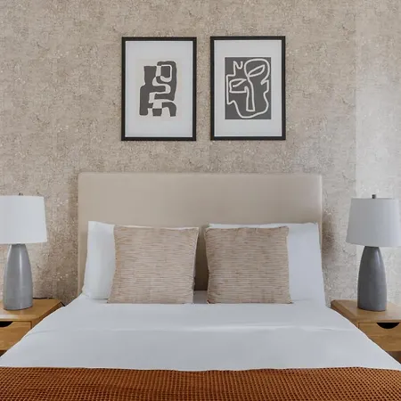 Midtown 1br W Doorman Gym Wd Nr Rock Center Nyc-1127 *