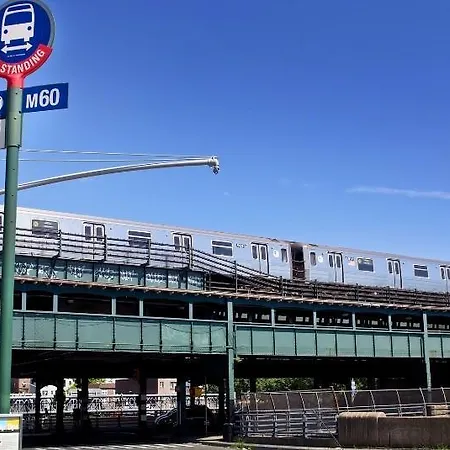 - Laguardia Airport Hotel New York