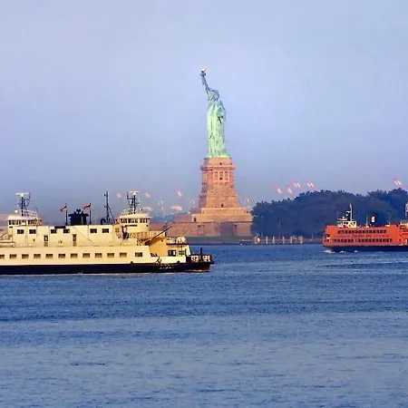 Hotel - Laguardia Airport 3*