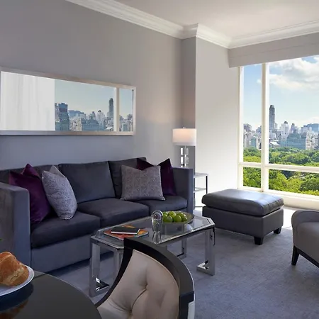 Trump International Hotel 5*