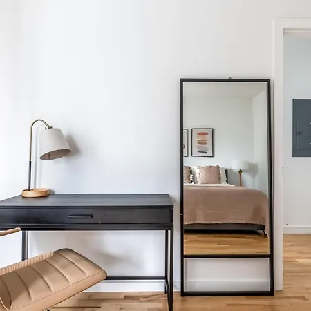 Midtown 1br W Doorman Gym Wd Nr Rock Center Nyc-1129 * New York