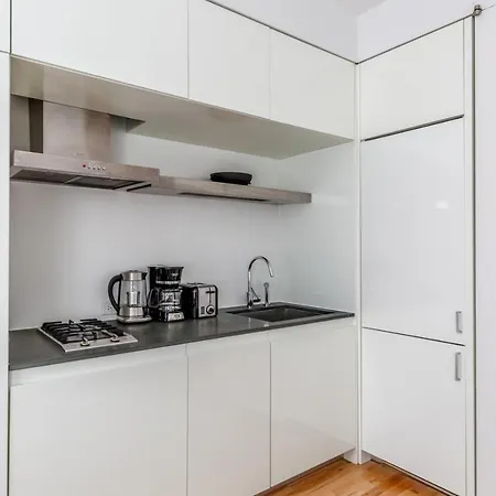 Midtown 1br W Doorman Gym Wd Nr Rock Center Nyc-1129 * New York