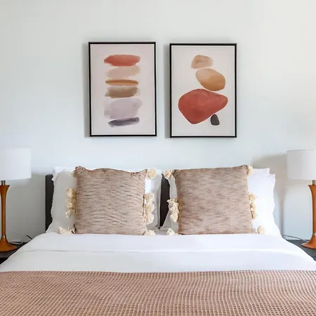 Midtown 1br W Doorman Gym Wd Nr Rock Center Nyc-1129 Apartment