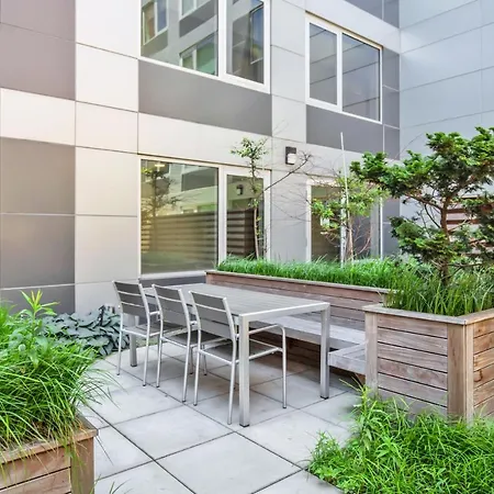 Downtown Bk 1br W Wd Deck Nr Tj Nyc-879 * New York