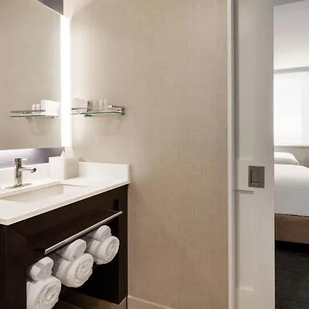 Hotel By Marriott Jfk Airport