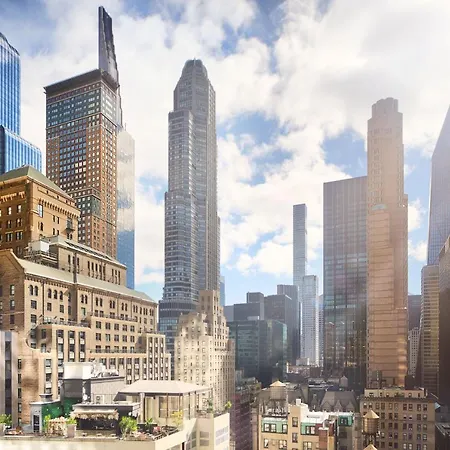 Courtyard By Marriott Manhattan/central Park 4*
