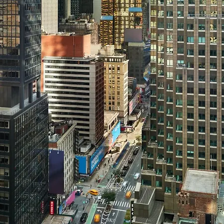 Courtyard By Marriott Manhattan/central Park Hotel