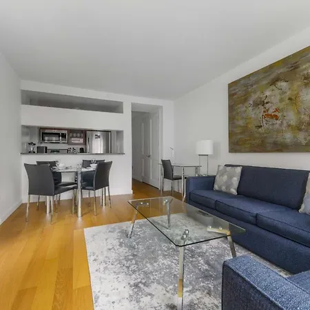 Apartment Global Luxury At The Marc New York