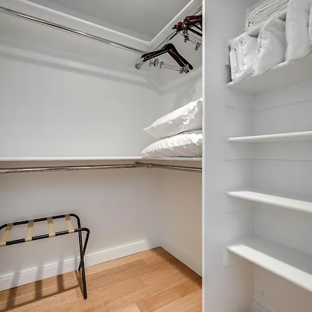 Global Luxury At Via 57 Apartment New York