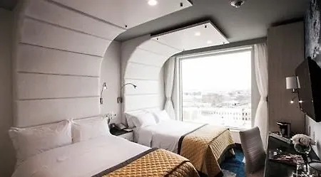 Hotel Wyndham Garden Brooklyn Sunset Park 4*