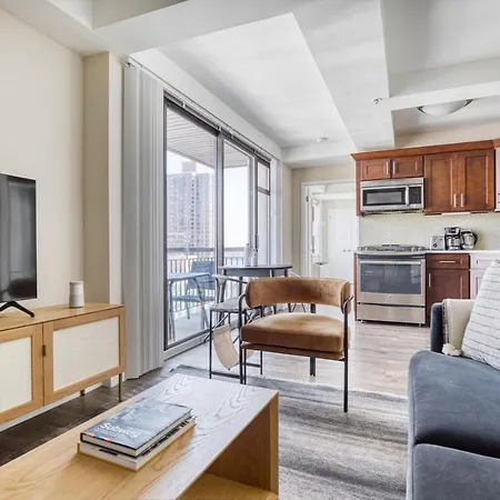 Apartment Ues 1br W Gym Doorman Nr Carl Schurz Park Nyc-653