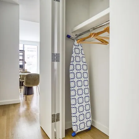 Ues 1br W Doorman Gym Nr Carl Schurz Park Nyc-641