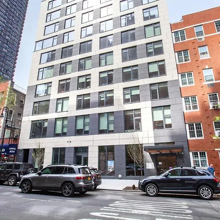 Apartment Ues 1br W Doorman Gym Nr Carl Schurz Park Nyc-641 New York