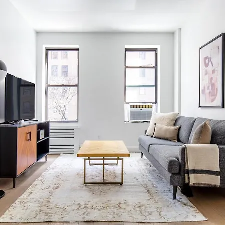 Uws 2br W Gym Doorman Walk To Park Nyc-555 Apartment *