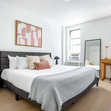 Apartment Uws 2br W Gym Doorman Walk To Park Nyc-555