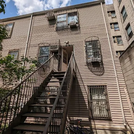 & Affordable Williamsburg Small New York