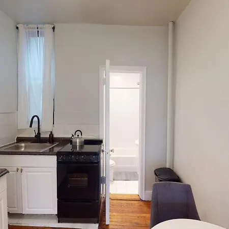 Apartment Furnished 291 Upper East Side *