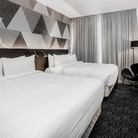 Courtyard By Marriott Long Island City/new York Manhattan View Hotel New York