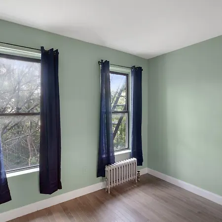 Apartment Furnished 566 East Village
