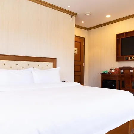 Hotel The Allen