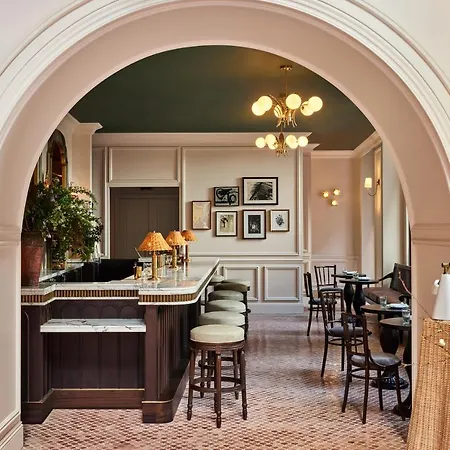 The Street 5* New York