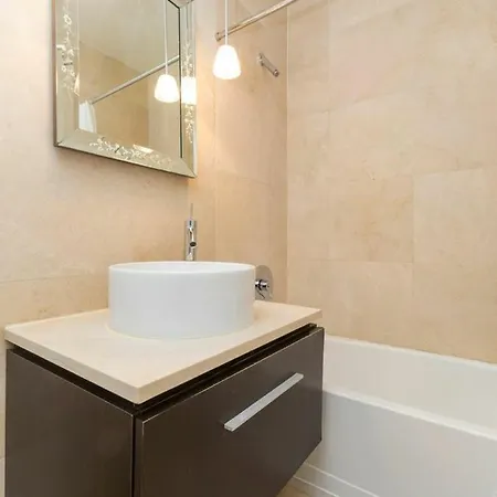 Luxury 2 Bedroom In Nyc With Breathtaking View * New York