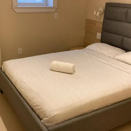 Comfortable And Neat 2 Bdr In Brooklyn Apartment New York