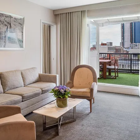 33 Hotel, City, Seaport Hotel 5*
