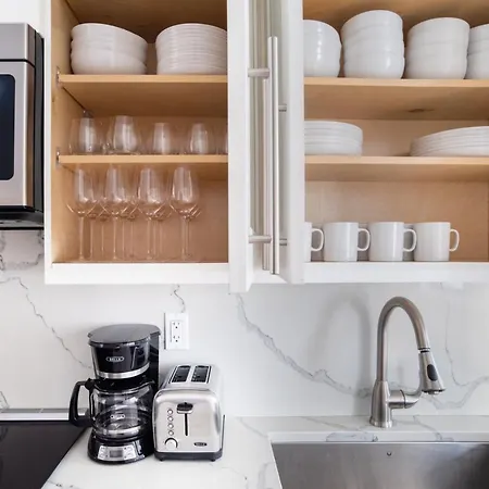 Midtown East 2br W Gym Wd Nr Grand Nyc-1146 Apartment