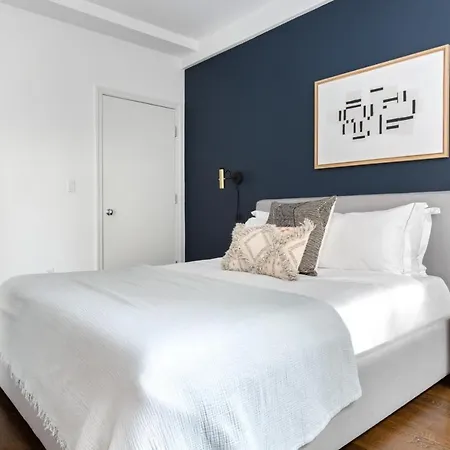 Apartment Uws 1br W Doorman Elevator Nr Park Nyc-416 *