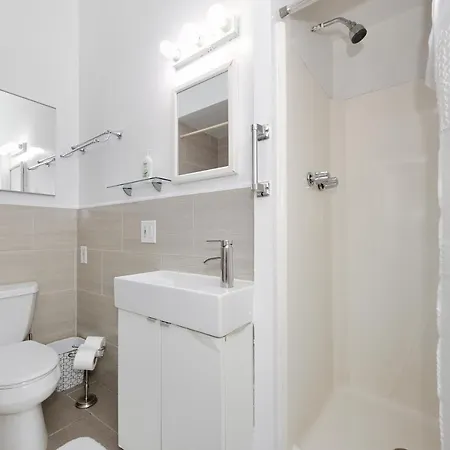 Beautiful 4br 1bath In Chamber Street Nyc *