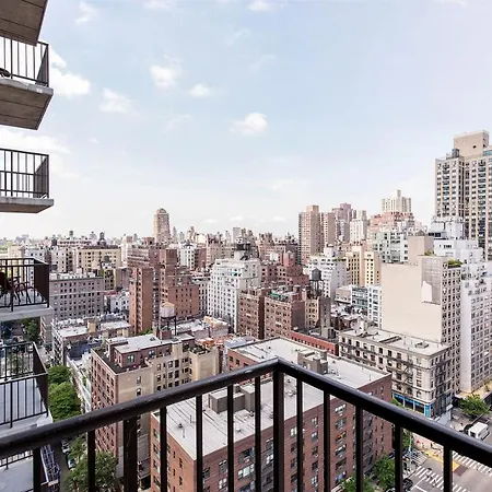 Ues W Balcony Gym Doorman Nyc-89 Apartment